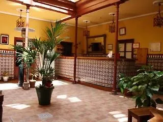 Pensión Palomas 2*